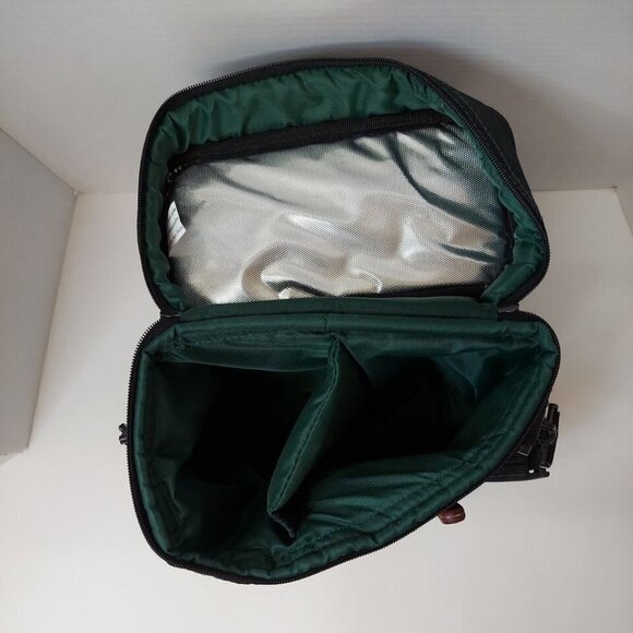 NEW Picnic Time Duet Wine Cheese Tote with Cheese Board, Knife, Corkscrew - Picture 5 of 14